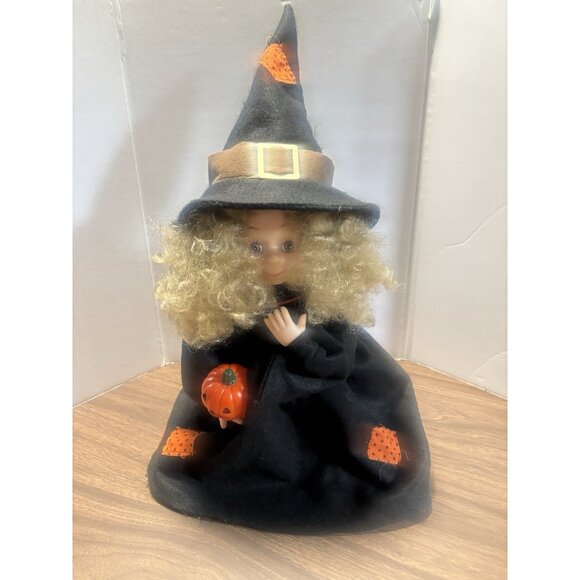 Moving Witch With Light Up Pumpkin Halloween Decor - Picture 1 of 8